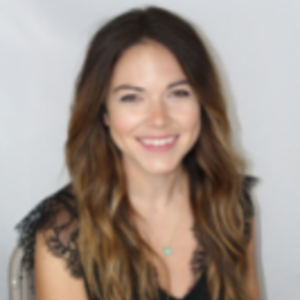 Amanda Metcalf headshot